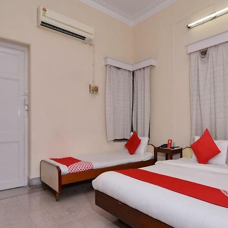 Oyo 10826 Sona Guest House Calcutta Buitenkant foto