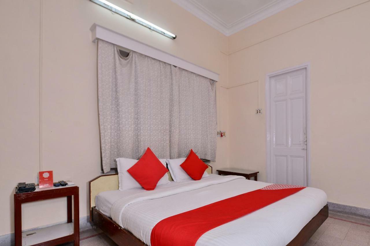 Oyo 10826 Sona Guest House Calcutta Buitenkant foto